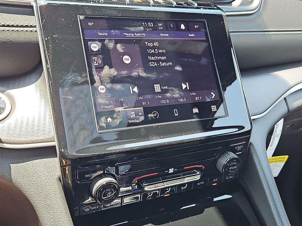 2025 Jeep Grand Cherokee GRAND CHEROKEE L LAREDO X 4X4