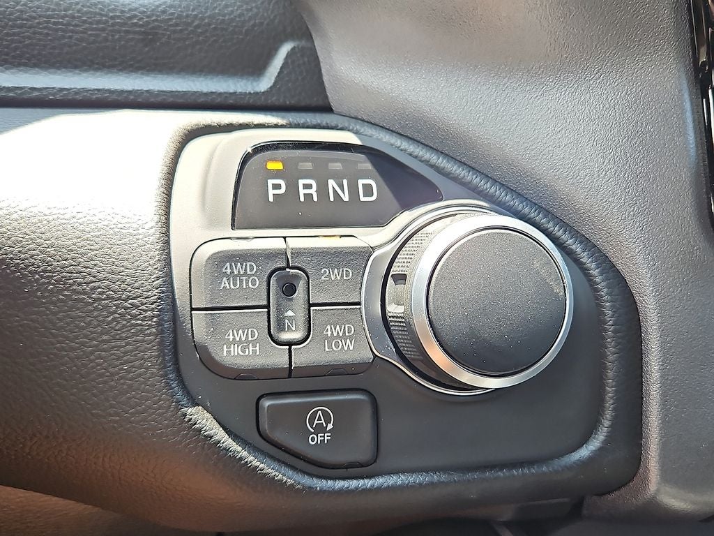 2025 RAM Ram 1500 RAM 1500 BIG HORN CREW CAB 4X4 5'7' BOX