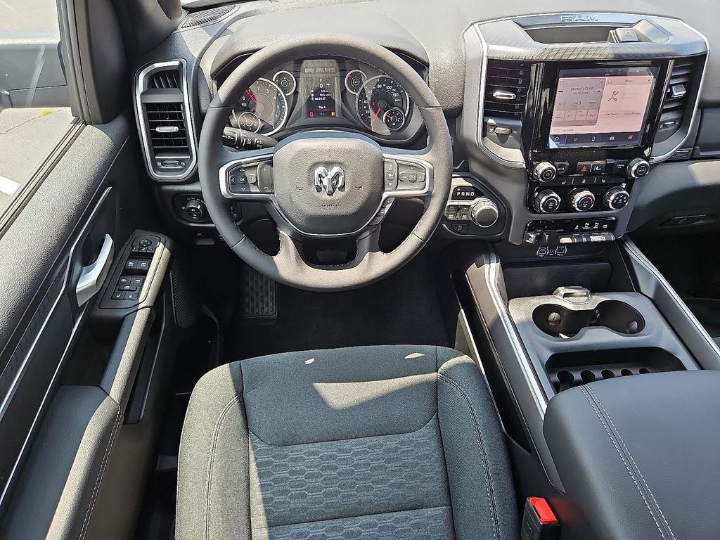 2025 RAM Ram 1500 RAM 1500 BIG HORN CREW CAB 4X4 5'7' BOX