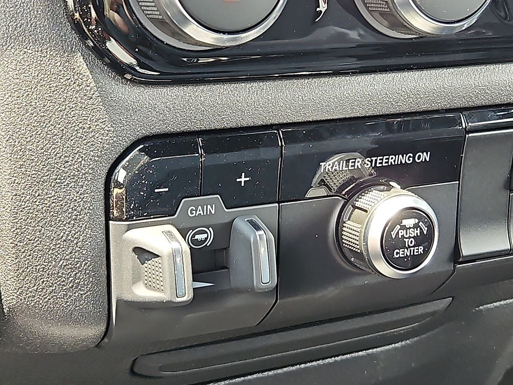 2025 RAM Ram 1500 RAM 1500 WARLOCK CREW CAB 4X4 5'7' BOX