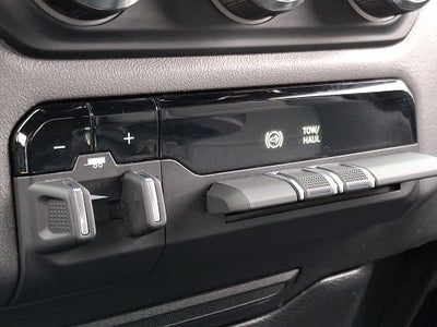 2021 RAM 2500 Big Horn Crew Cab 4x4 6'4' Box