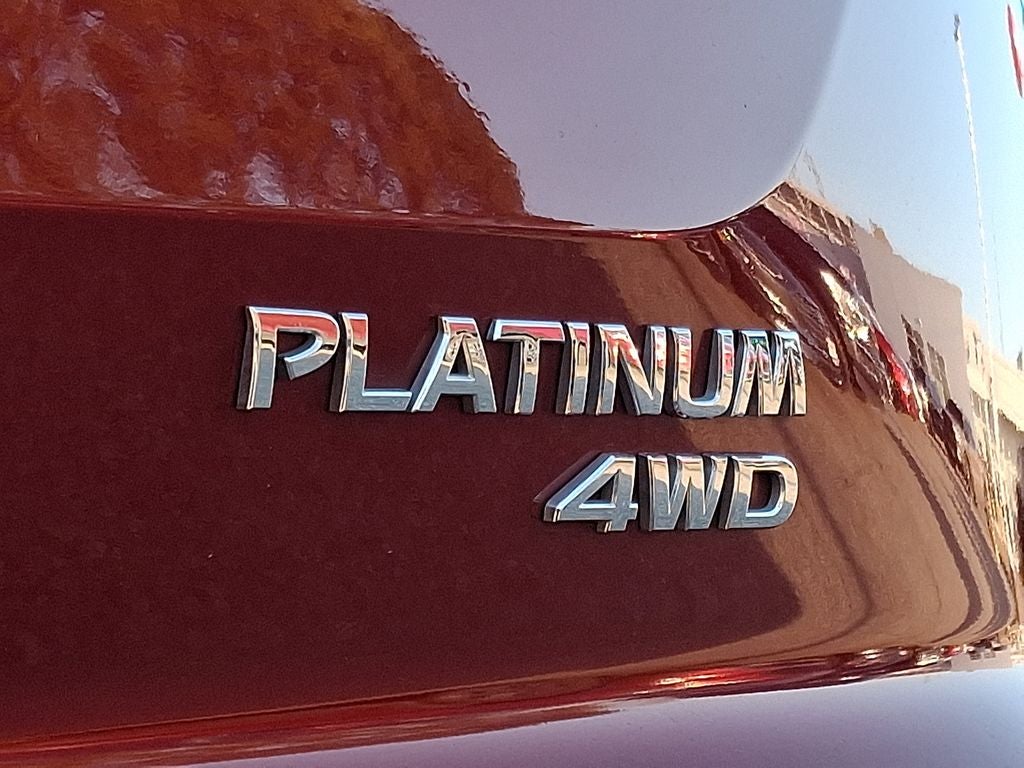 2023 Nissan Pathfinder Platinum 4WD