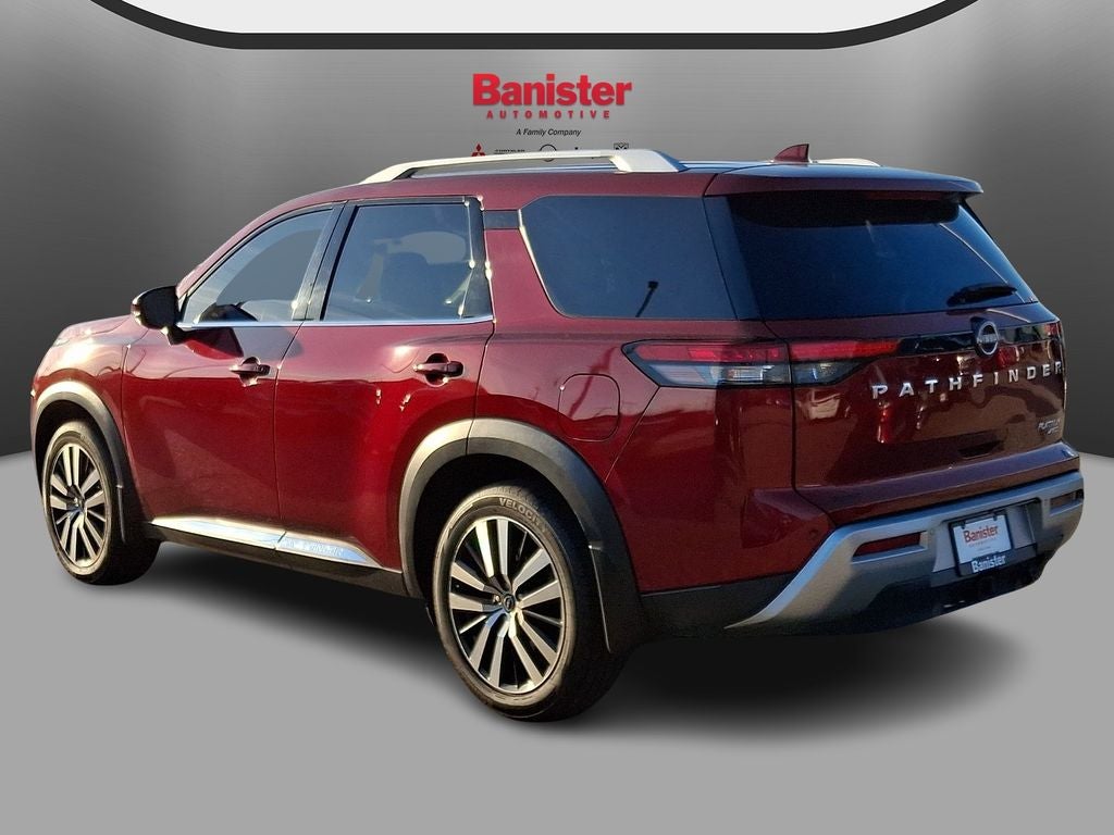 2023 Nissan Pathfinder Platinum 4WD