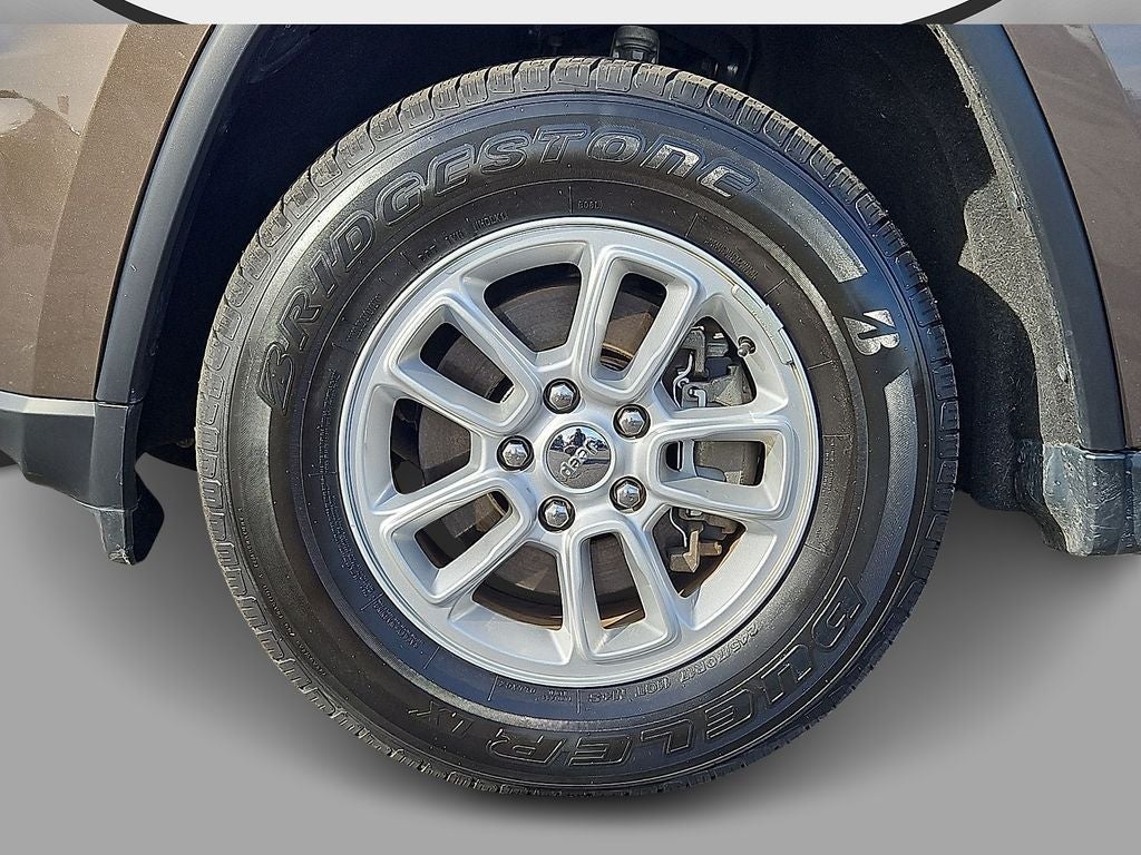 2020 Jeep Grand Cherokee Laredo E