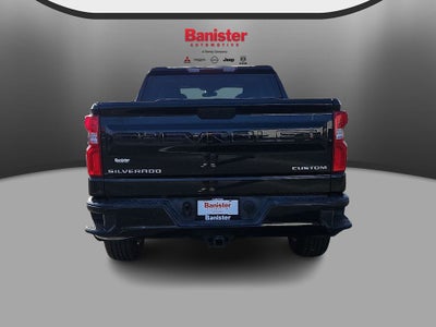 2022 Chevrolet Silverado Custom