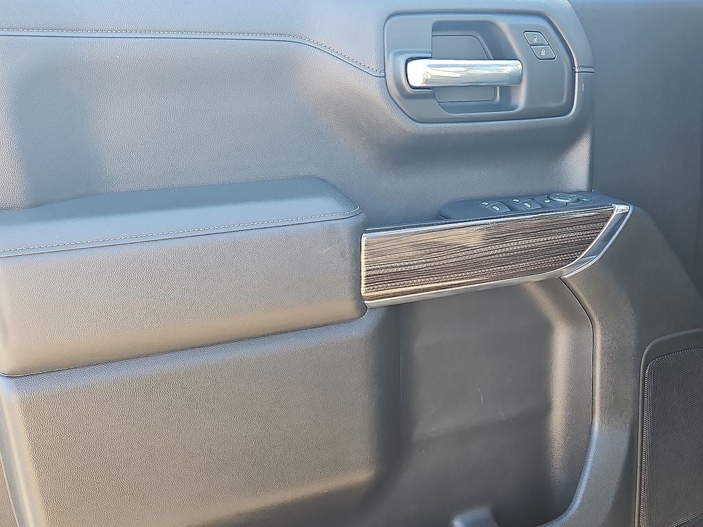 2021 Chevrolet Silverado LT