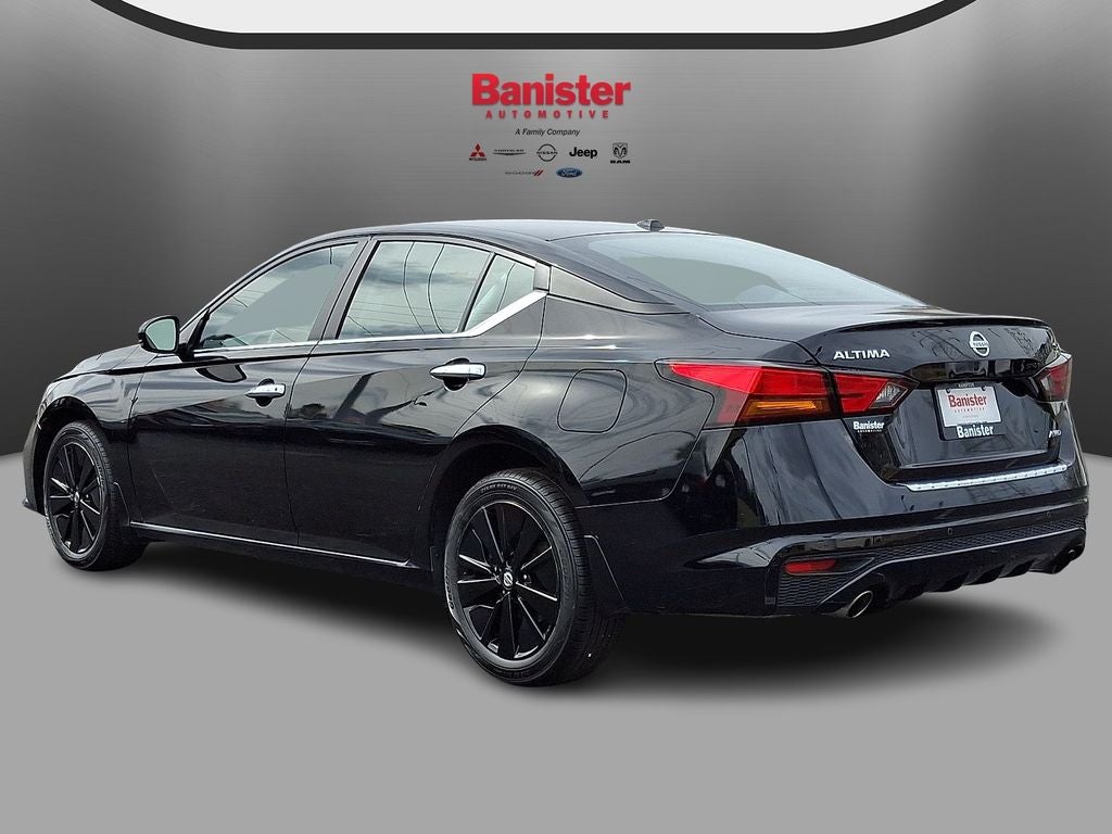 2022 Nissan Altima 2.5 SV