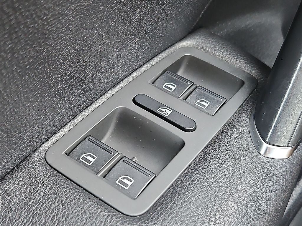 2018 Volkswagen Passat 2.0T S