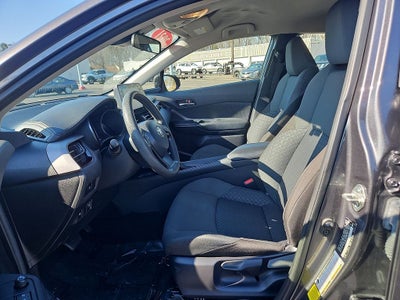 2021 Toyota C-HR LE