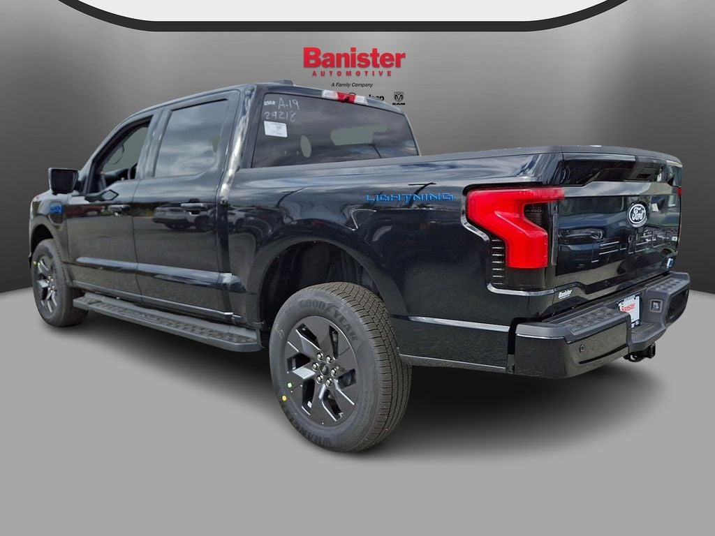 2025 Ford F-150 Lightning Flash